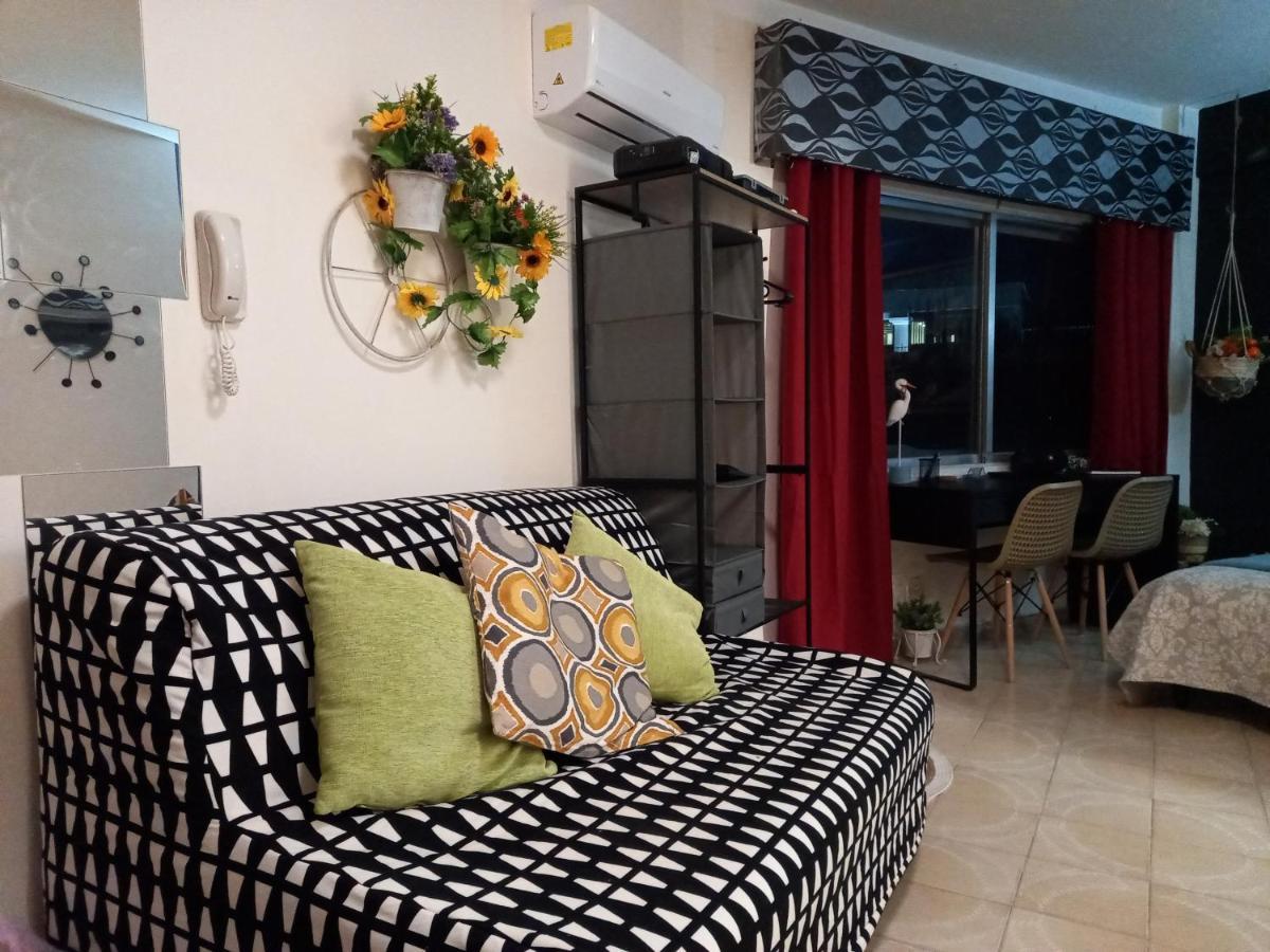 Artemis Boutique Apartment 2 ลิมาซอล ภายนอก รูปภาพ